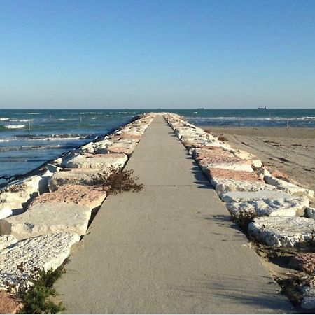 Esclusivo Appartamento- 6 Persone In Villa Liberty Lido di Venezia Bagian luar foto